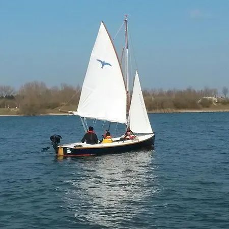 شاليه Thuiskomen, Genieten Aan Het Water